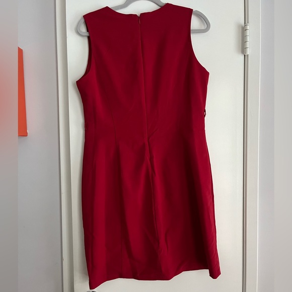Little red dress - Picture 3 of 5